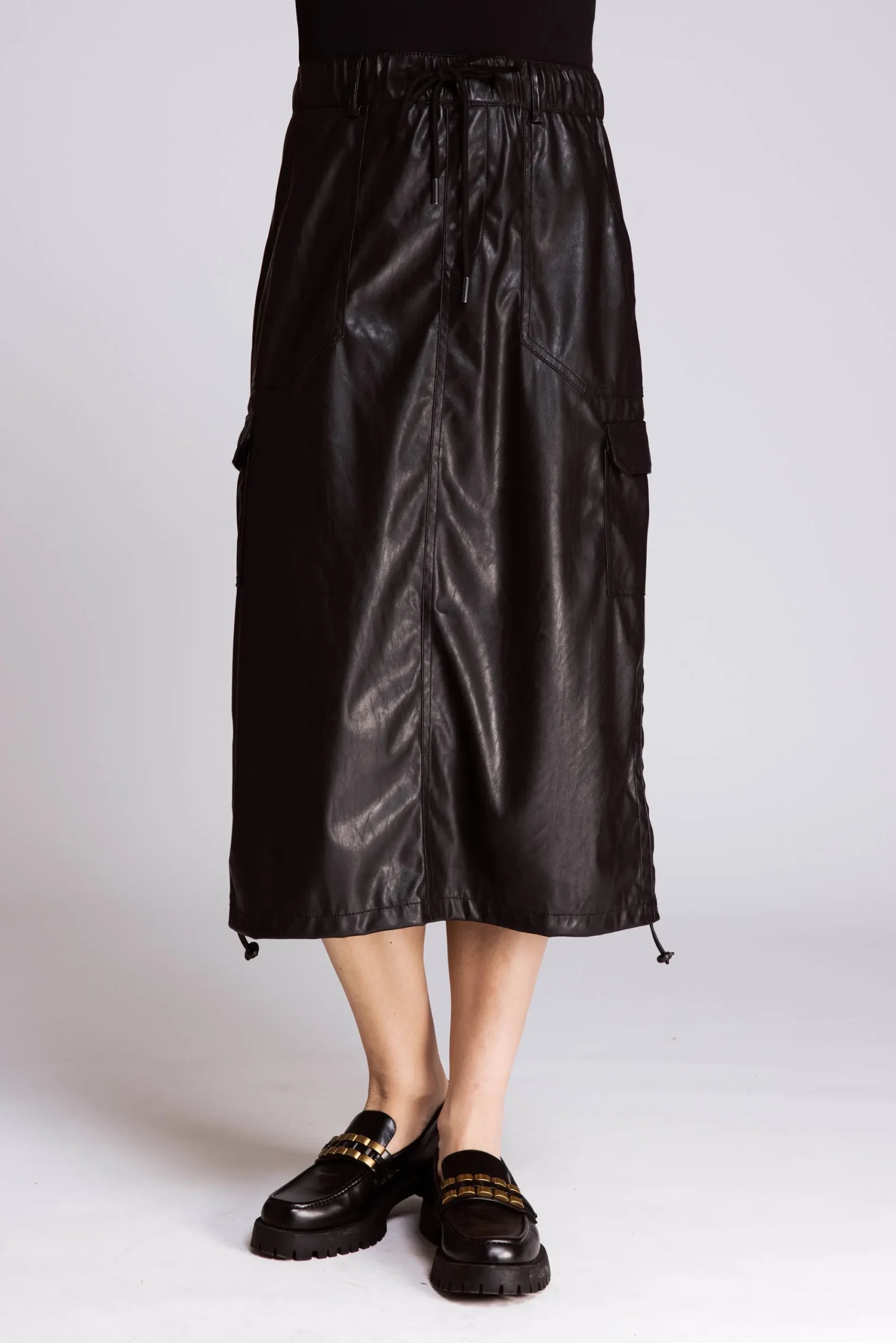 Outlet ZHJIL V LEATHER Damen Röcke & Shorts