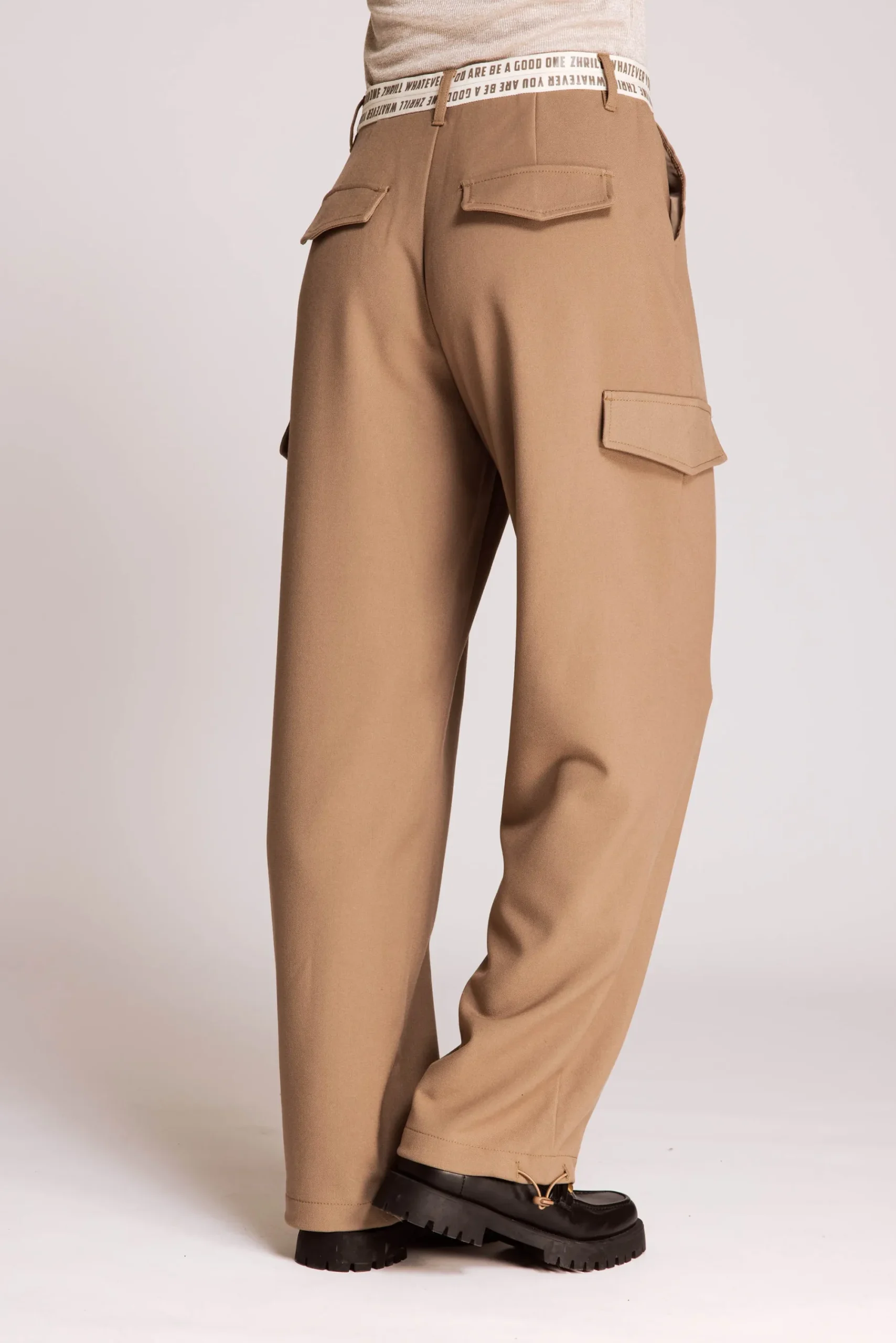 Discount ZHULLA Damen Hosen
